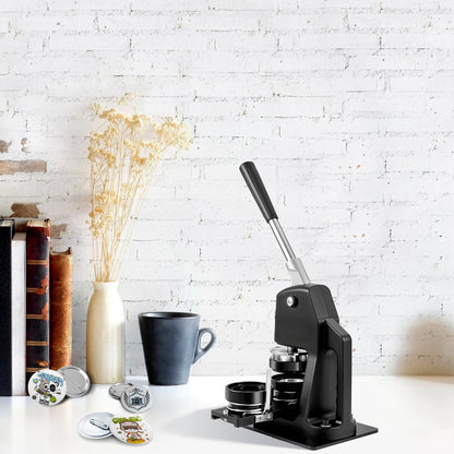 Buttonmaschine, Stanzpresse für verschiedene Größen (1+2,25 Zoll), Anstecknadel-Set, Bastelset für Kinder, Zubehör für die Buttonherstellung mit 500 Buttonteilen, Kreisschneider und Zauberbuch