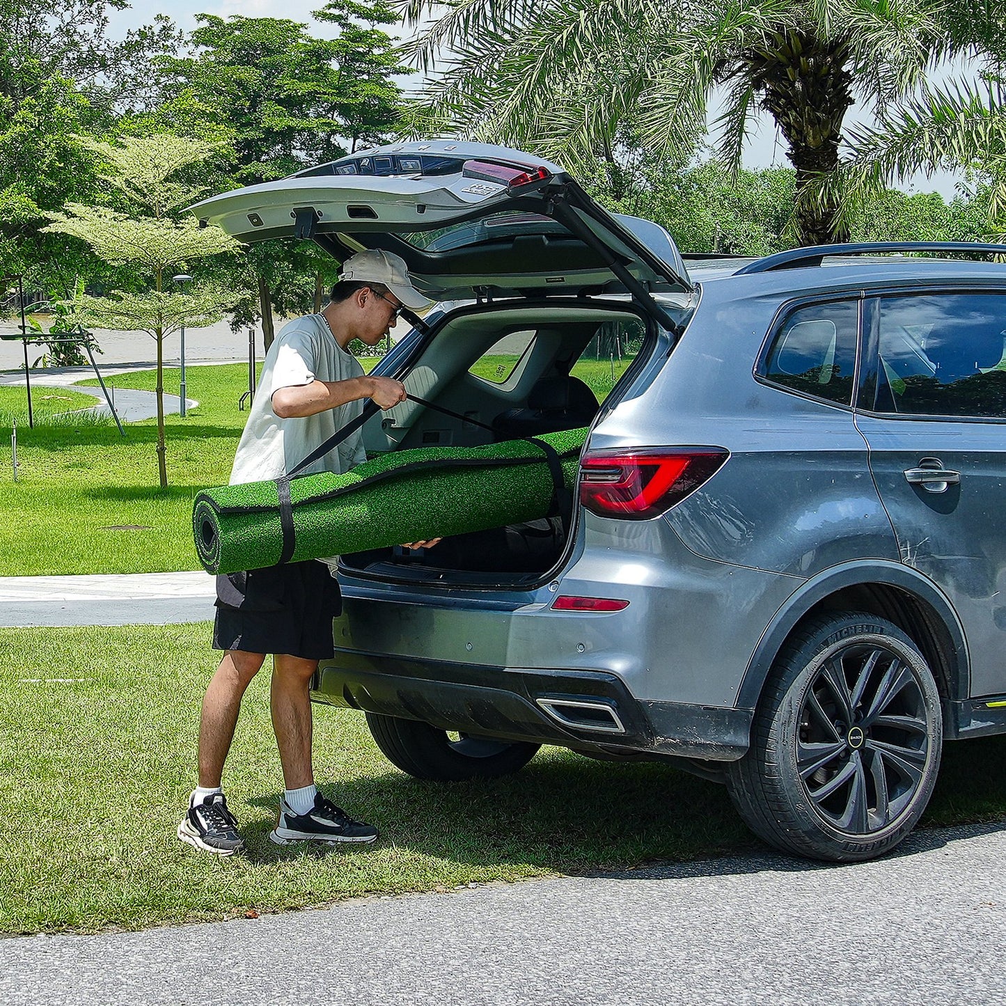 4 IN 1 Golf Hitting Mat, 5x4ft Artificial Turf Golf Hitting Mat, Thickened Golf Aids Includes 4 Interchangeable Inserts, Golf Practice Mat for Backyard Driving Chipping Indoor Outdoor Training