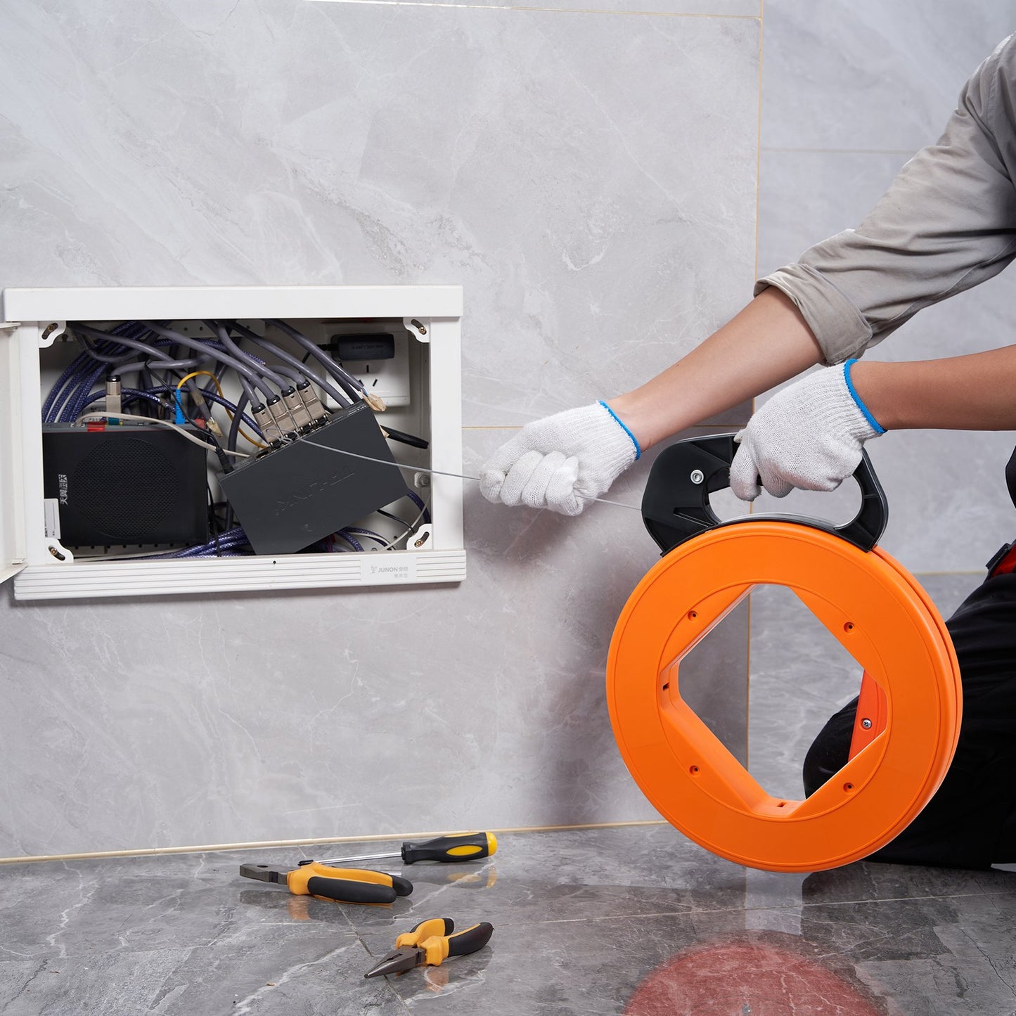 Fish Tape Wire Cable Line Puller 36mx3,1mm (120ft 1/8 in) Steel with High Plastic Case