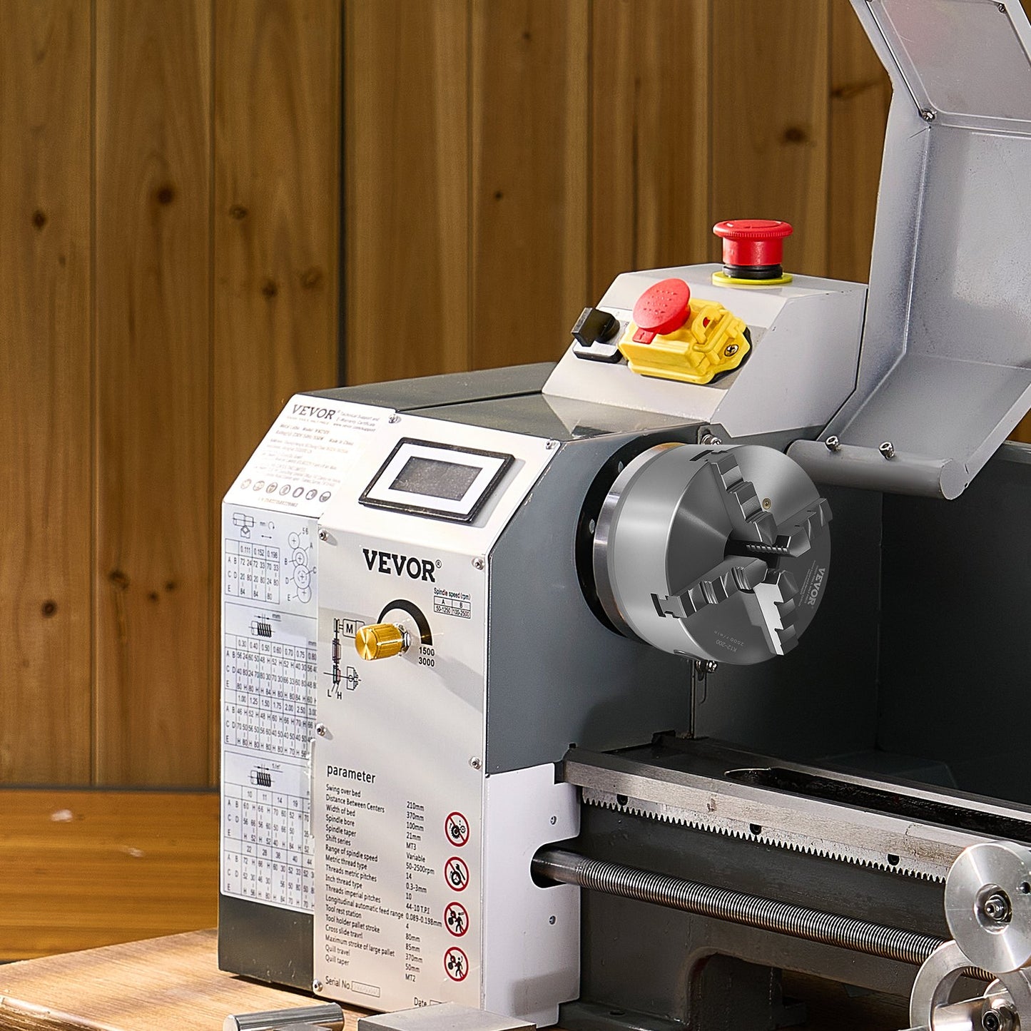 4-Jaw Lathe Chuck, 8 Inch (200 mm), Self-Centering Chuck with 1 1/2 in-8 Threaded Backing Plate, 0.16-7.87 in (4-200 mm) Clamping Range with T-wrench Screws, HT300 Material, for Wood Metal Lathe