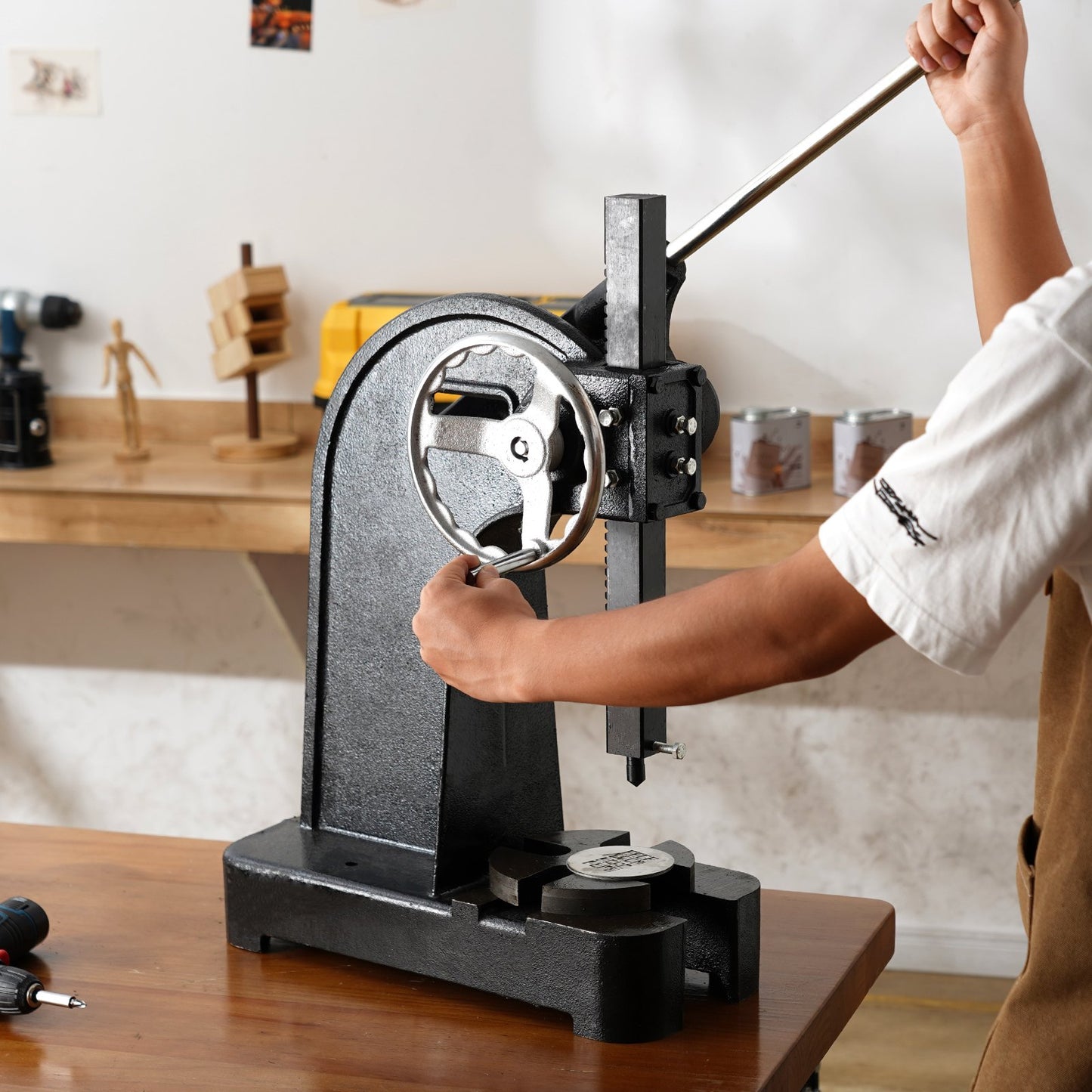 Arbor Press, 3 Ton Ratchet Type Arbor Press, Ratchet Leverage Arbor Press with Handwheel, 12.2" Maximum Height, Cast Iron Manual Desktop Punch Press, for Stamping, Bending, Stretching, Forming