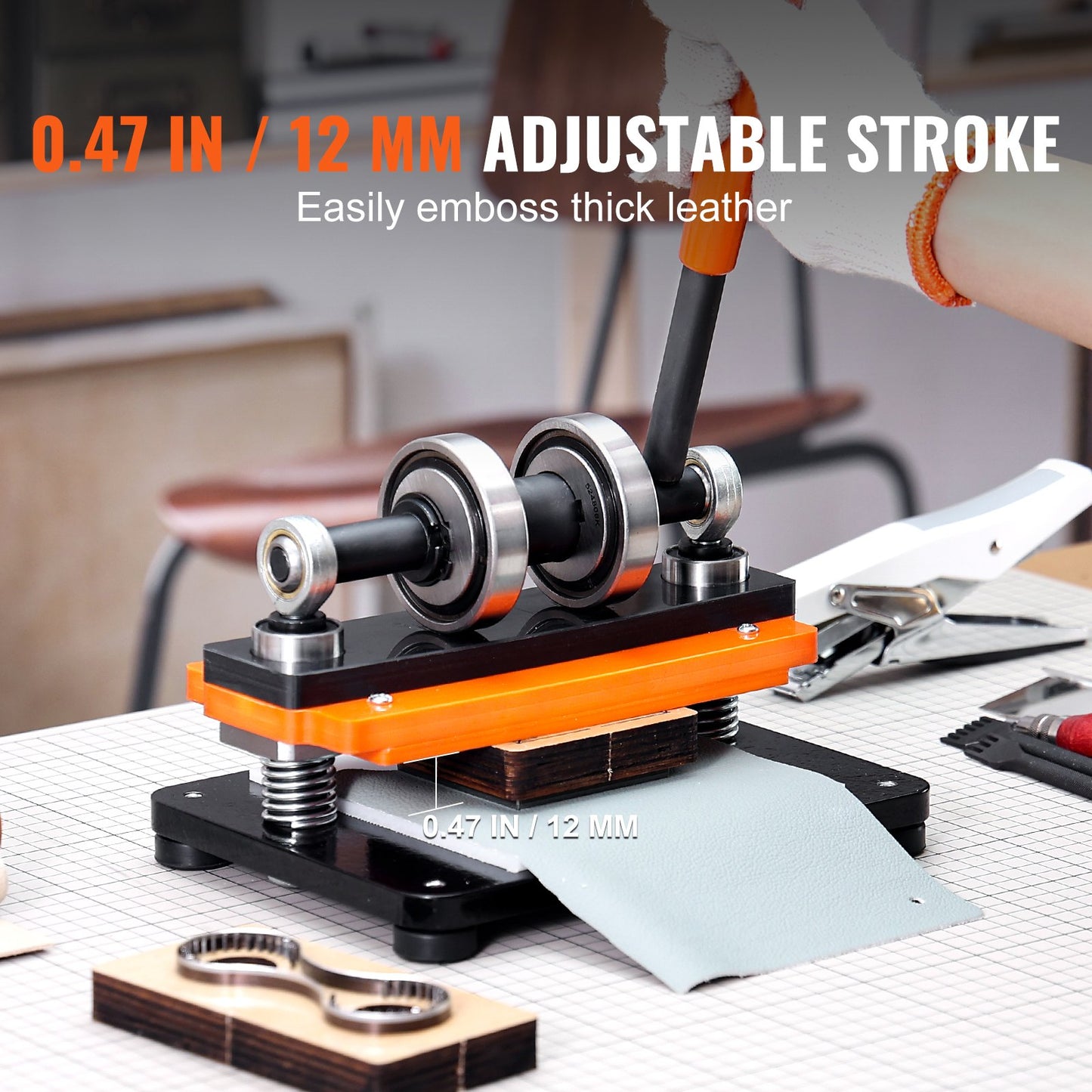 Leather Cutting Machine, 18 x 10 cm Embossing Plate Manual Die Cutter, 1.2 cm Pressure Stroke Leather Embossing Machine, Dual Guide Shafts Die Cut Machine for Various of Materials