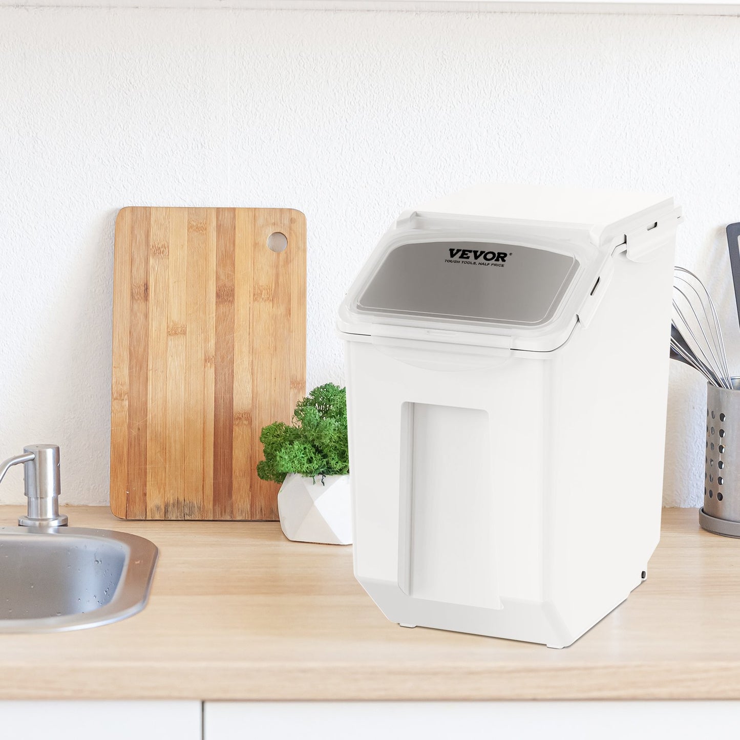 Ingredient Storage Bin, 2 x 15L Dispenser Bin with 2 Measuring Cups, Attachable Casters and Airtight Lid, 2 Pcs/Set Dog Pet Food Storage Container, PP Material Kitchen Rice Cereal Flour Bin